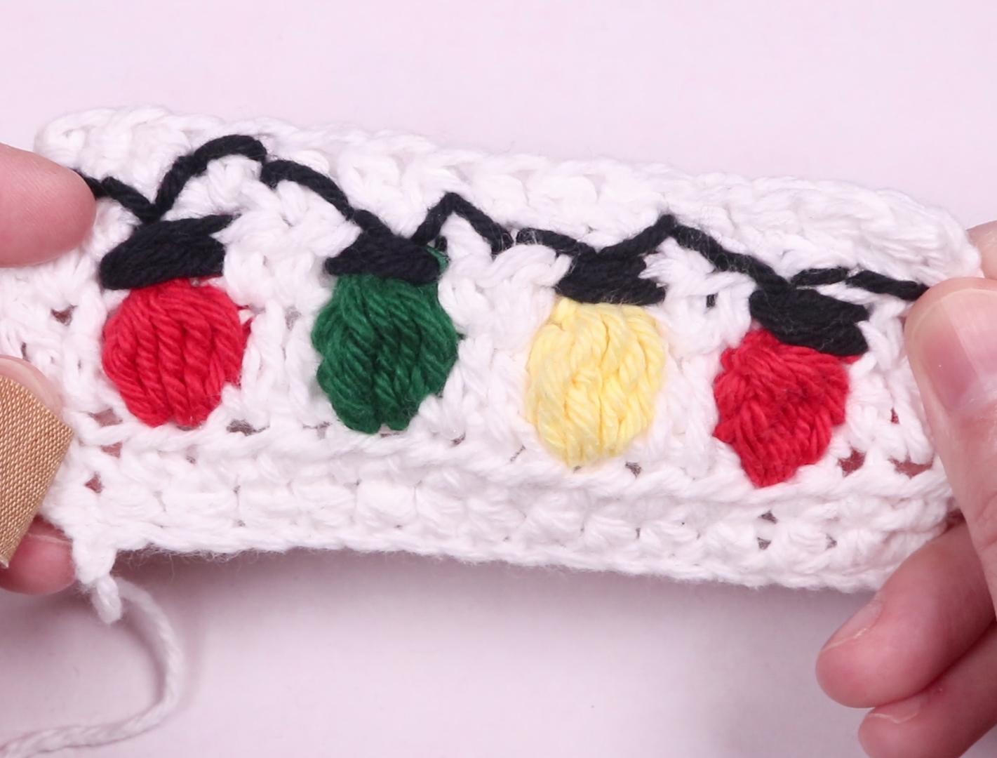 Christmas Lights Crochet Stitch - FREE Pattern - Tiffany Bliss