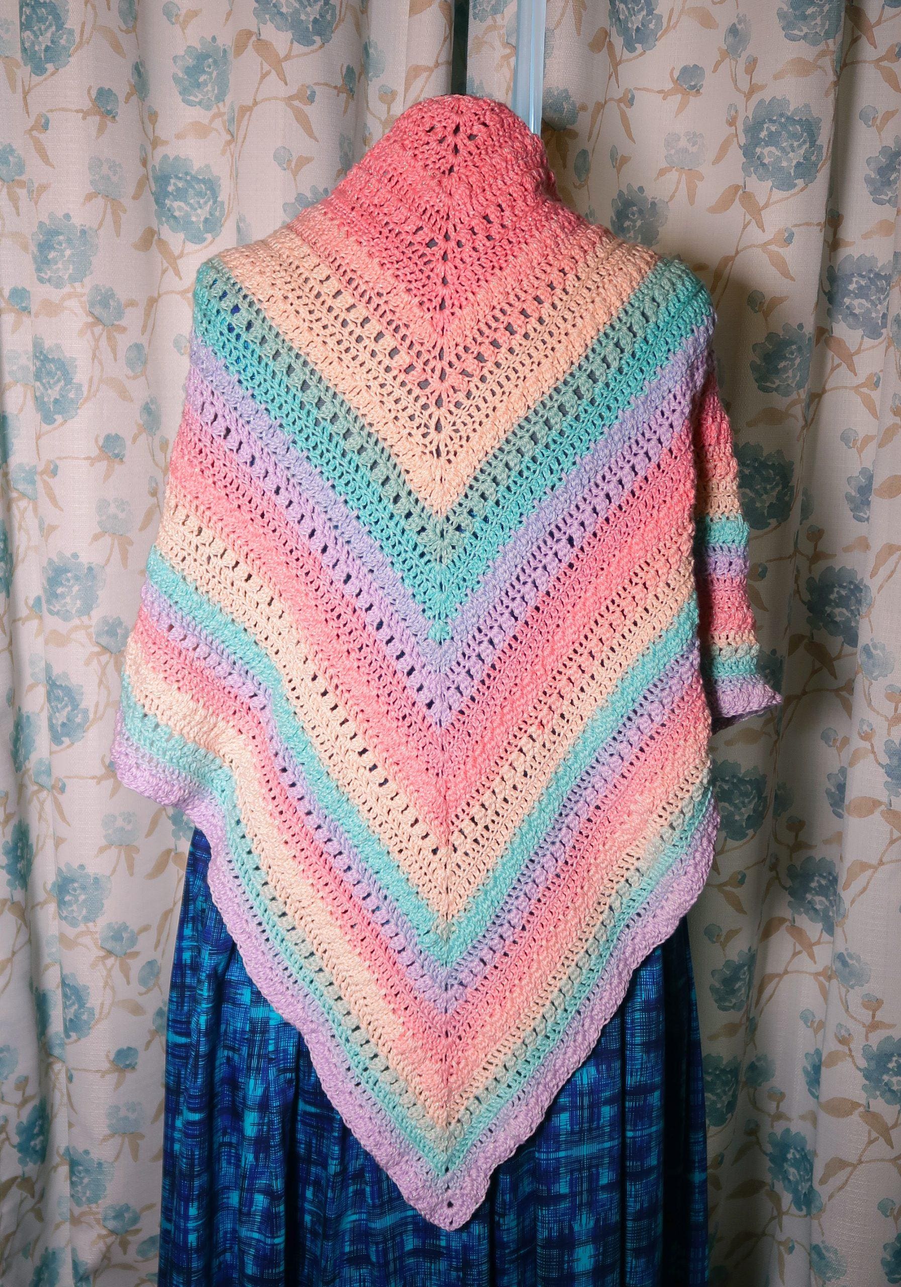 Crochet Rainbows - Free Crochet Pattern Round Up - The Purple Poncho
