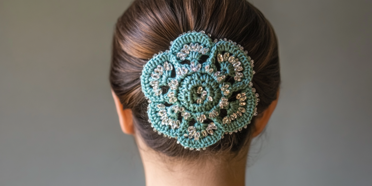 Ai example of a chignon cap with beads