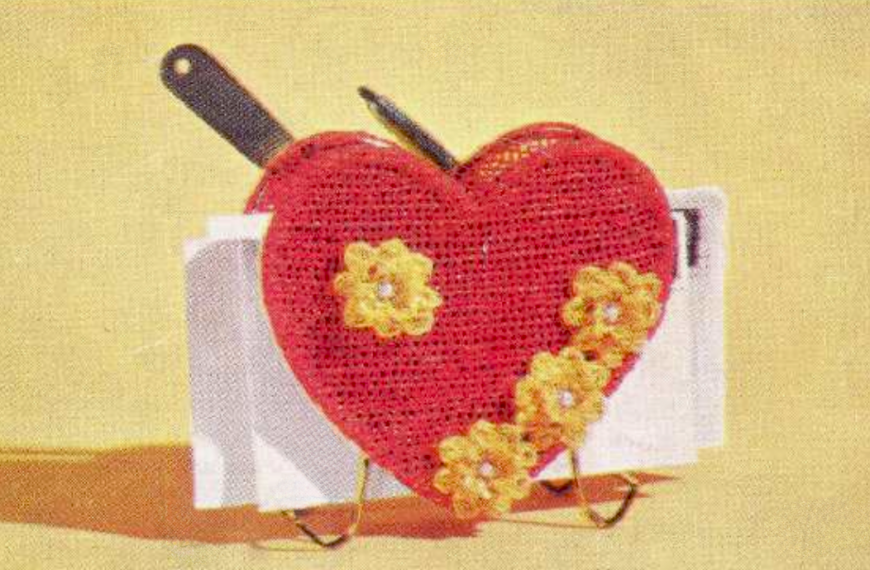 Heart and flowers Letter holder