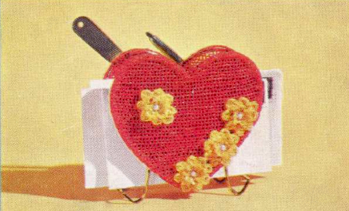 Heart and flowers Letter holder