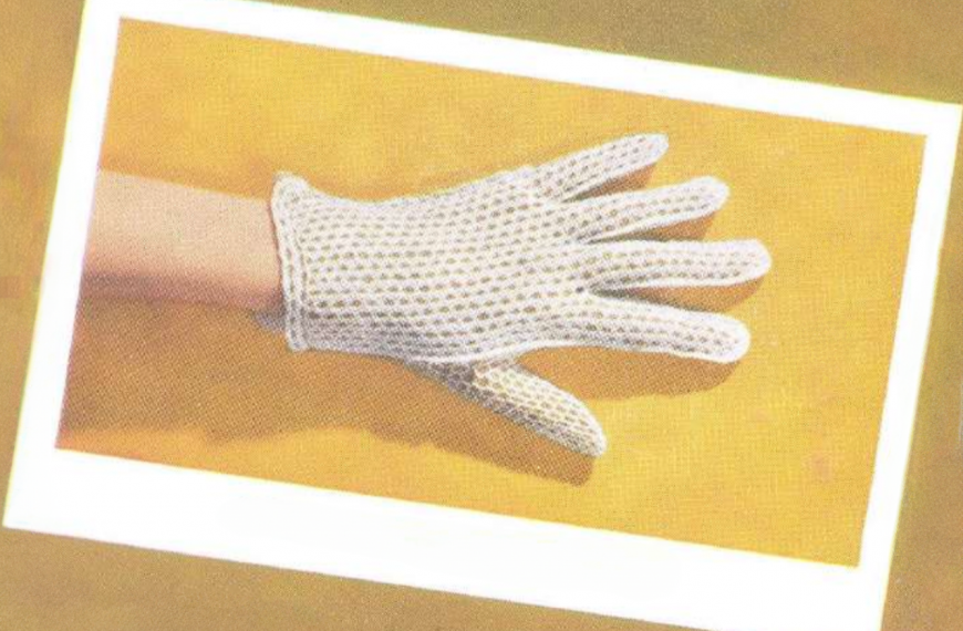 white crochet fishnet gloves